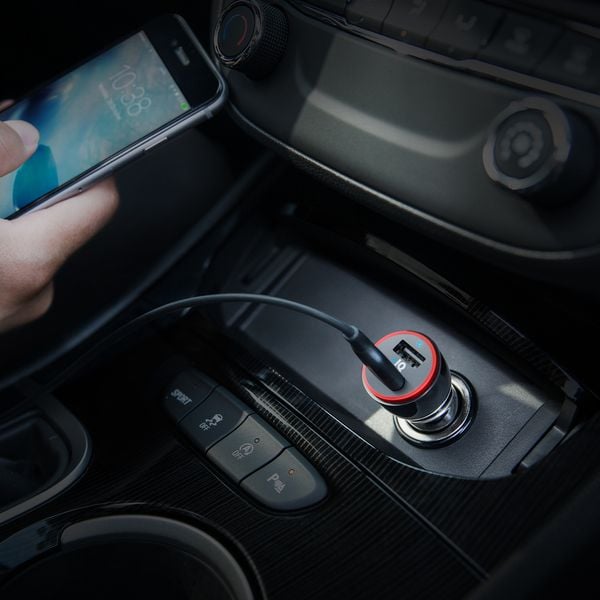 شاحن سيارة Power Drive بمنفذين بقوة 24 واط من Anker | أسود شاحن سيارة Power Drive بمنفذين بقوة 24 واط من Anker | أسود